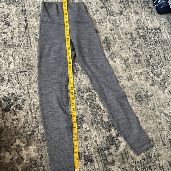 EUC lululemon leggings lined grey in color - Picture 6 of 8